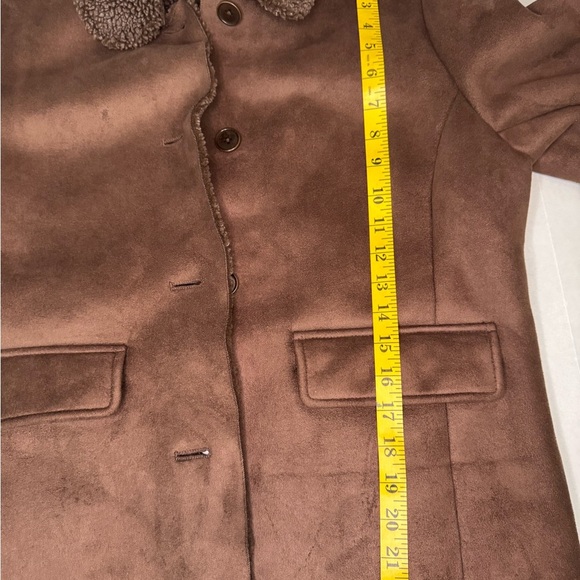 LANDS' END BROWN BUTTON FAUX FUR JACKET SIZE M. - Picture 14 of 16